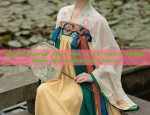 The Splendor of Cloud-肩 Patterned Cheongsam:A Cultural Journey