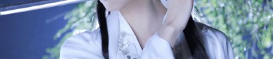 Elegant and Upscale Qipao:A Blend of Traditional Charm and Modern金丝绒 Young Style