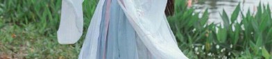 Elegant Girl in Traditional Chinese Fashion:The Rise of High-End Hanfu for Young Girls