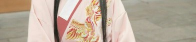 Gorgeous Gorges in Qiu Dong:A Closer Look at Traditional Chinese Costumes