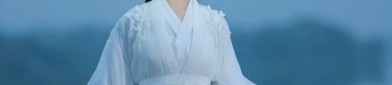 The Enigma of a Martial Arts刺客女侠 in Traditional Chinese Hanfu Costume