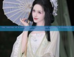 The Splendor of Dunhuang:The Horseface Skirt and Its Cultural Significance