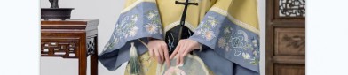 The Charm of Shawl Cheongsam:Embracing the Essence of Chinese Style