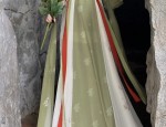 The Tang Suit of an Elderly Woman:A Cultural and Personal Journey