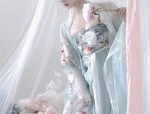The Enchanting Journey of a West Princess in Traditional Hanfu童装
