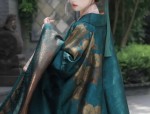 The Complete Guide to a Traditional Hanfu Four-Piece Set for Women