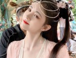 Rabbit-Inspired Fashion:The Blend of Hanfu with Rabbit-Themed Apparel