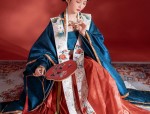 Exquisite Embroidery and Quality Buttons:Unraveling the Elegance of Cheongsam Fastenings