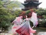 The Art of Pairing Cheongsam with Skirts:Fashionable Combinations for Every Occasion