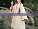 The Enchantment of Traditional Chinese童装，A Journey into the World of Hanfu for a 9-Year-Old Girl