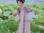 Luxury Purple Silk Cheongsam with Mulberry Silk Fabric A Premier Fashion Statement