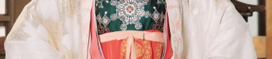 The Journey of a 12-Year-Old Girl into the World of Hanfu Fashion