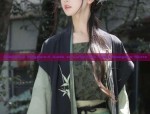 The Elegance of a Horseface Skirt and a Simple Blouse:A Fashionable Blend