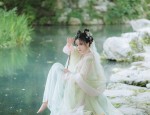 Vintage-Style Cheongsam:The Elegance of Belly-Covering Quality