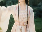 The All-Opening Cheongsam with a Slimming Fit:A Closer Look into its Design and Appeal