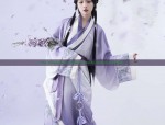 The Splendor of Red Hair Ornament in Hanfu Fashion