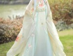A Summer in the Allure of Qipao:The Ode to Cheongsam Elegance