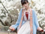 The Rise of Hanfu Fashion:A Journey into the World of 12-Year-Old and 13-Year-Old Hanfu Girlhood