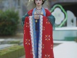 Childrens Horseface Skirt with Necklaces:A Cultural Exploration