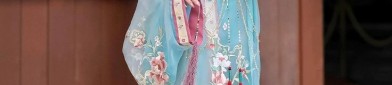 Redesigning the Cheongsams Waistline:Embracing Modern Comfort with Traditional Elegance