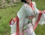 Maternal-Child Traditional Hanfu Costumes:A Spring-Summer Guide for Moms and Daughters