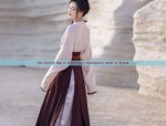 The Charm of Tang Suit Snake Dolls:A Cultural Fusion of Tradition and Fashion