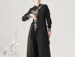 The Equestrian Charm of Horseface Skirt,Hair Ornaments and Ear Cuff Jewelry