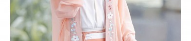 Embracing Tradition with Maternity Cheongsam:The Rise of Pregnant Qunfu