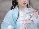 The Rise of Qipao in Modern Western Weddings:A Cultural Fusion of Tradition and Modernity