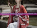 A Little Girl in Hanfu:Embracing the Ancient Charm of Chinese Traditional Clothing