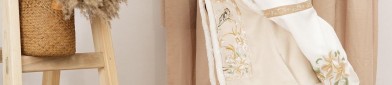 Modernizing Traditional Chinese Fashion:The Evolution of Hanfu-Inspired Redesigned Dress