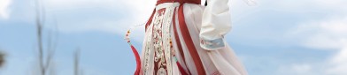 Embracing the New Wave:Fashionable Qipao Reimagined