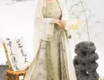 Summer Elegance of a Super-Fairy Hanfu Girl