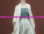Little Girl in a Horseface Skirt:The Charm of Traditional Chinese Dress