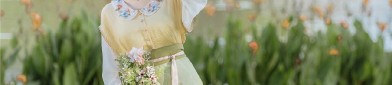 The Elegance of Cheongsam-Style Gowns:A Noblewomans Attire