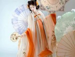 Embracing Traditional Elegance:The Perfect Pairing of Hanfu and High-heeled Shoes