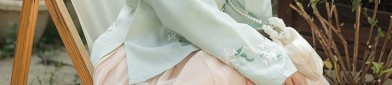 The Splendor of Change and Wang Zhaojun in Traditional Hanfu Clothing