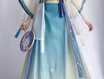 Winter Warmth in Adult-Size Hooded Hanfu Robes for Women A Guide to the Perfect Winter Cape