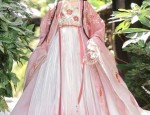 The Enchantment of Traditional Chinese童装汉服女装，一种文化与时尚的融合