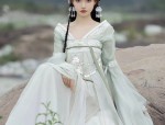 The Pavilion-Style Horseface Skirt Ensemble A Blend of Elegance and Charm