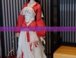 Golden Lacework Cheongsam:A Glamor of Tradition and Elegance