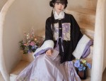 The Revival of Hanfu:The Role of Bookboys in the Traditional Chinese Attire