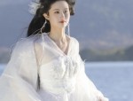 A Summer Day with a Little Purple Hanfu Girl