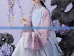 Summer in Traditional Hanfu Shoes:A Glimpse into Ancient Elegance