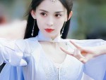 The Revival of Qipao:Embracing the Traditional Elegance Among 50-to 60-Year-Old Women