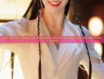 Traditional Costume Gowns for Women in Ancient Performance:A Detailed Insight