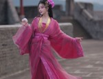 Dance of the Red彼岸花 in Traditional Hanfu:An Insight into Classical Chinese Dance