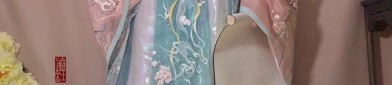 Embracing Modernity:The Evolution of the Qipao in Modern Fashion
