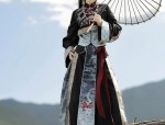Modernizing Traditional Song Dynasty Hanfu for Summer Comfort and Style