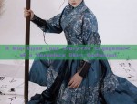 A Mini-Sized Love Story:The Engagement of a Horseface Skirt Enthusiast